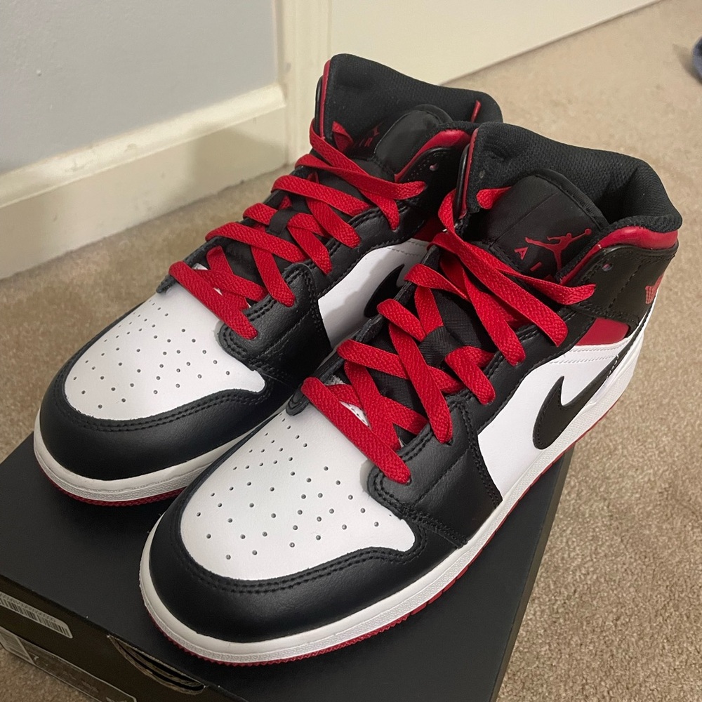 Nike Air Jordan 1 Mid Black Red White Shoes
